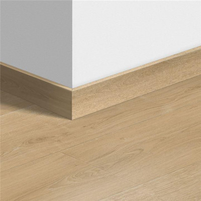 Plinthe Standard à bords droit chêne nature brossé Longueur 2400 mm UNILIN 