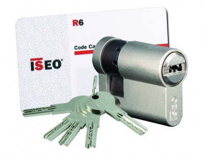 Cylindre CAVERS nickelé IS R6 30 X 10 varié fourni avec 5 clés - ISEO - 880930109..5
