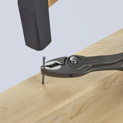 Pince TwinGrip multiprise frontale gainées en plastique antidérapant noire atramentisée 200mm Réf. 82 01 200 SB KNIPEX