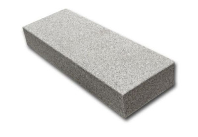 Marche-bloc granit gris clair scié flammé 35 x 15 x 100 cm PIERRES DE L'EST