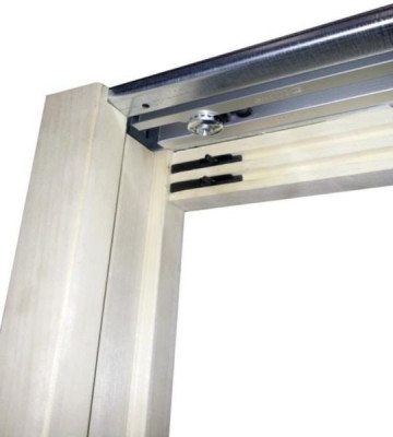 Habillage SPEEDY blanc pour porte d'épaisseur 40 mm compatible UNIQUE 95/100 et Extension 95/100 Largeur de porte 1130 à 1230 mm Hauteur de porte : 2040 mm (couvre-joints inclus) ECLISSE