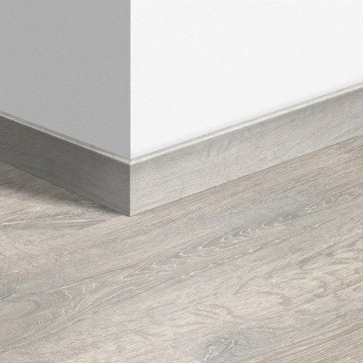 Plinthe standard QSSK01653 - 12x58x2400 mm - Chêne vieilli patiné blanc QUICK STEP