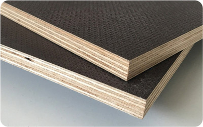 Contreplaqué antidérapant - Tout Bouleau - 3340x1850x9 mm Wood & Ply