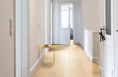 Parquet HARO série 4000 - Planche large 2 chanfreins - Chêne Sand pur Markant brossé - 180x2200x13.5 mm HARO