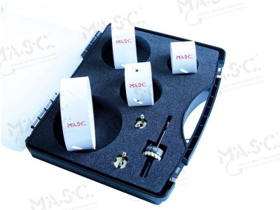 Jeu de 4 scies HSS bimétal + 1 paire de gants anti-coupure comprenant : diamètre 60/80/100/120 mm dans un coffret avec forêt de centrage et 2 adaptateurs LSSFR2SET1 MASC