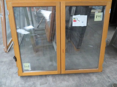 []FENETRE BOIS 2 VANTAUX H115 X L140 SECOND CHOIX (N°34)