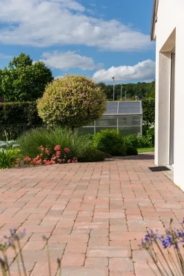 Pavé parking Montvaloir 10,5 x 10,5 x 4 cm - RAIRIES MONTRIEUX