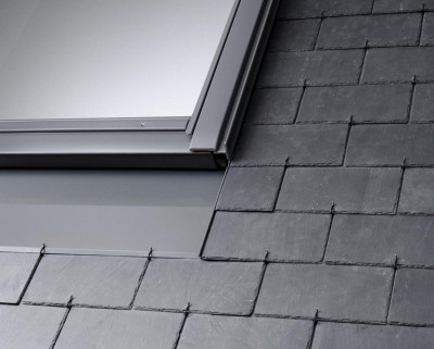Raccord ardoise pose encastrée gris matériaux de couverture plat 8 mm de relief 94 cm x 140 cm EDN PK08 0000 VELUX
