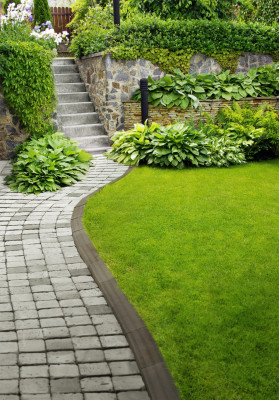 Bordure Pelouse Terre Cuite Réglisse 33 x 10,5 x 10 cm - RAIRIES MONTRIEUX