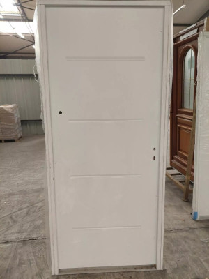 PORTE D'ENTREE ACIER 215 X 90 P. gauche modèle iza SECOND CHOIX (N°82)
