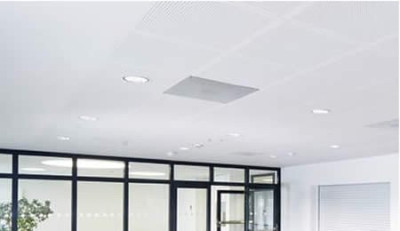 Dalle de plafond acoustique Plaza Globe perforée 10x1200x300mm carton de 10 pièces 72667 - KNAUF