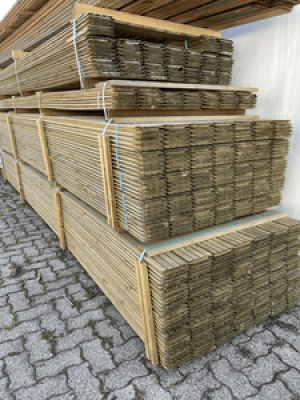 BARDAGE MOUTIERS SAPIN DU NORD 18x132x4200 CM TRAITE CLASSE 3 VERT COLIS DE 5 SOIT 2.730 M²