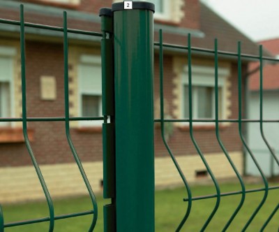 Poteau AXOR vert RAL 6005 longueur 1,60m DIRICKX