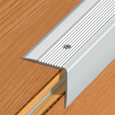 Nez de marche strié métallique à vis 41V aluminium naturel 3m