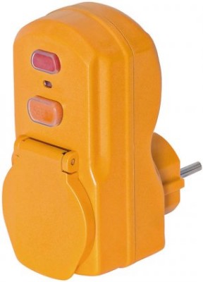 Adaptateur avec protection différentielle 30mA 1P+N+T BRENNENSTUHL