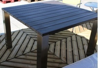 Table carrée EPURE inox - teck - vieilli 112x112cm HEDONE
