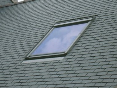 Raccord pour fenêtre de toit pose encastrée sur ardoises gris anthracite 134x140cm VELUX