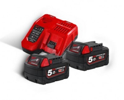 Ensemble chargeur + batteries red Li-ion M18 NRG-502 NRJ+1 avec batterie MILWAUKEE