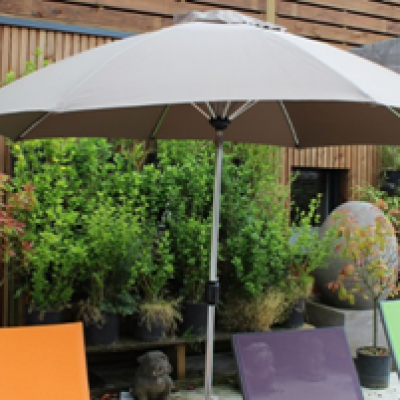 Parasol cambrure tabac hauteur 2. 35m HEDONE