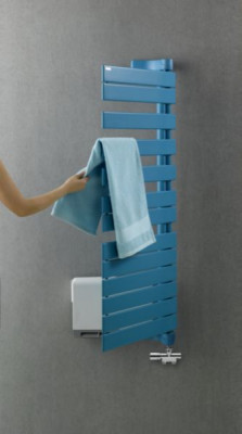 Radiateur sèche-serviettes eau chaude droit Regate Twist + Air couleur 429 W ACOVA