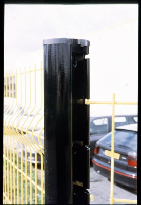 Poteau de clôture Axis DSG platine noir 9005 hauteur 1,05 m DIRICKX